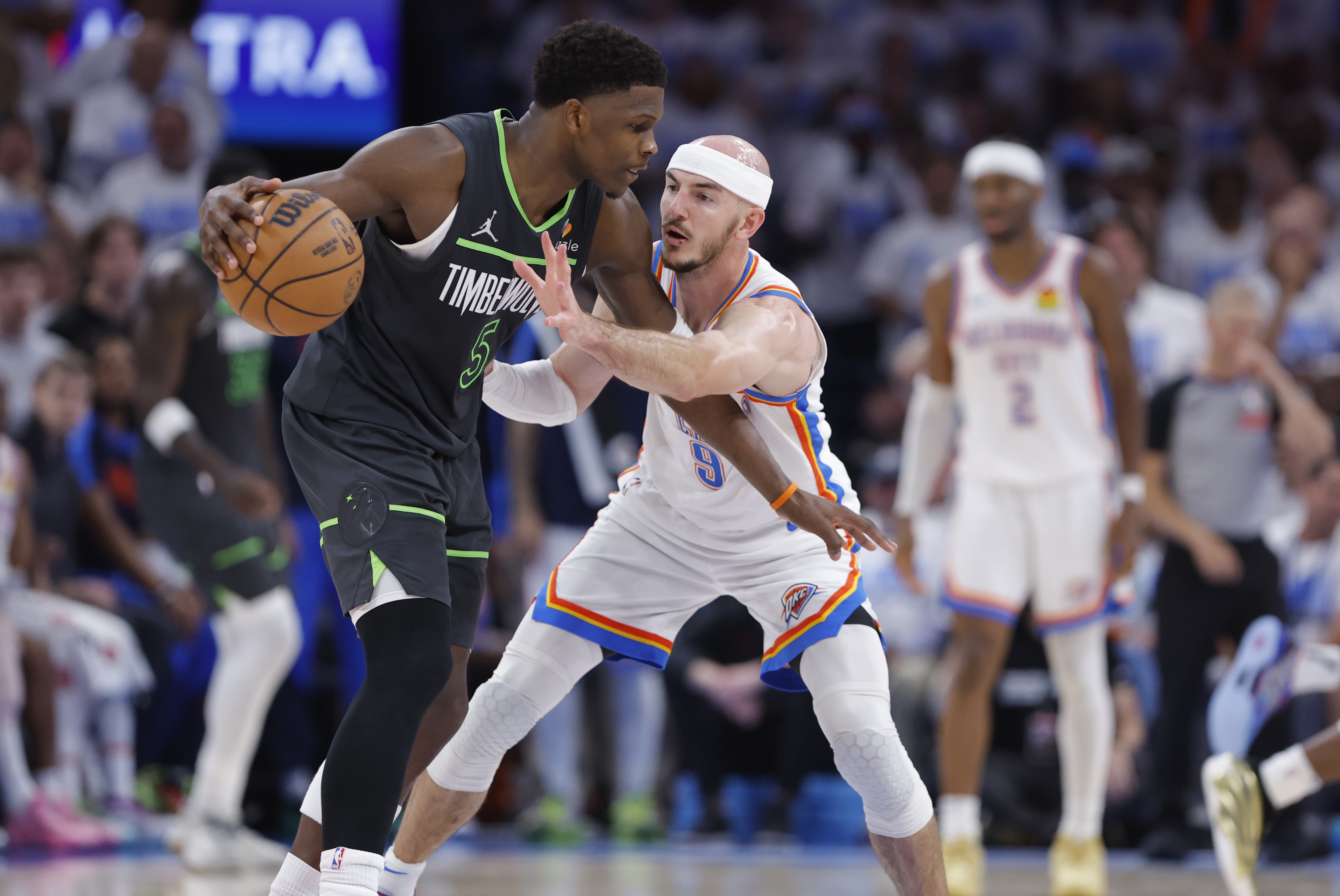 灰熊绝杀雷霆，浓眉哥关键制胜