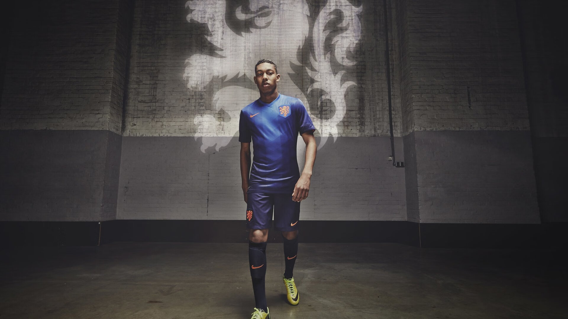 皮克，斗牛士之盾，英格兰烈焰下的关键先生